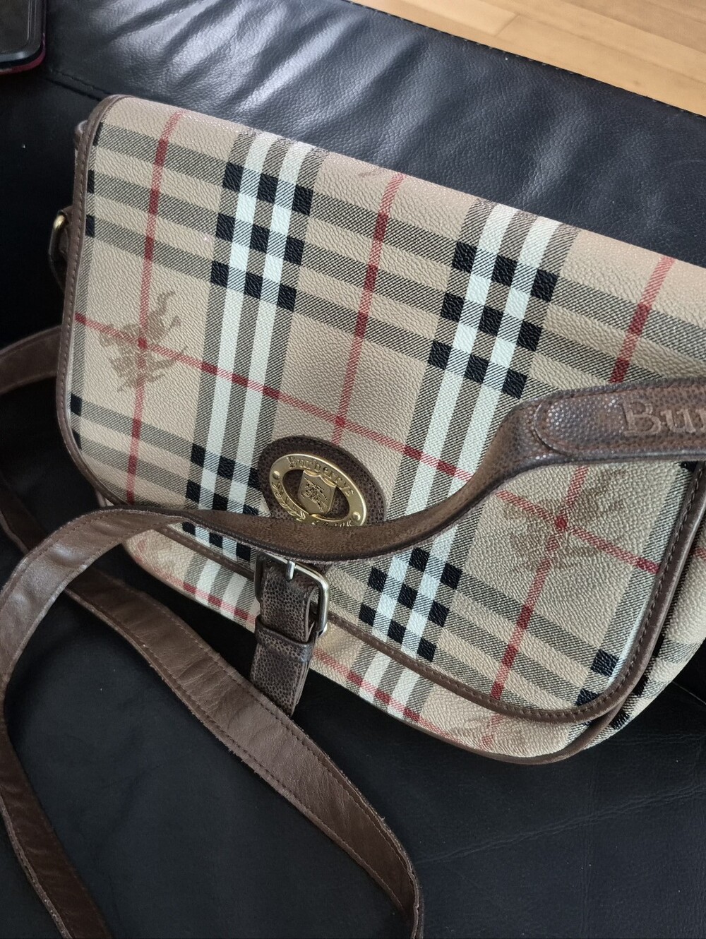 VINTAGE BURBERRYS OF LONDON HAYMARKET CHECK SADDLE BAG - Picture 8 of 11